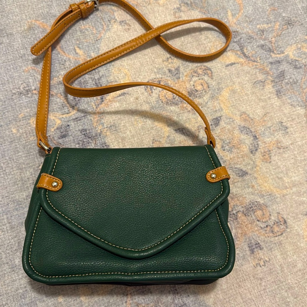 Dark green purse